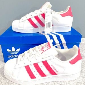 Adidas Superstar J NWT size 3.5 big kids